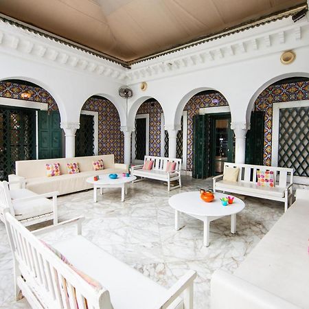 Appartement Prive Dans Une Grande Maison D'Hote La Marsa Esterno foto