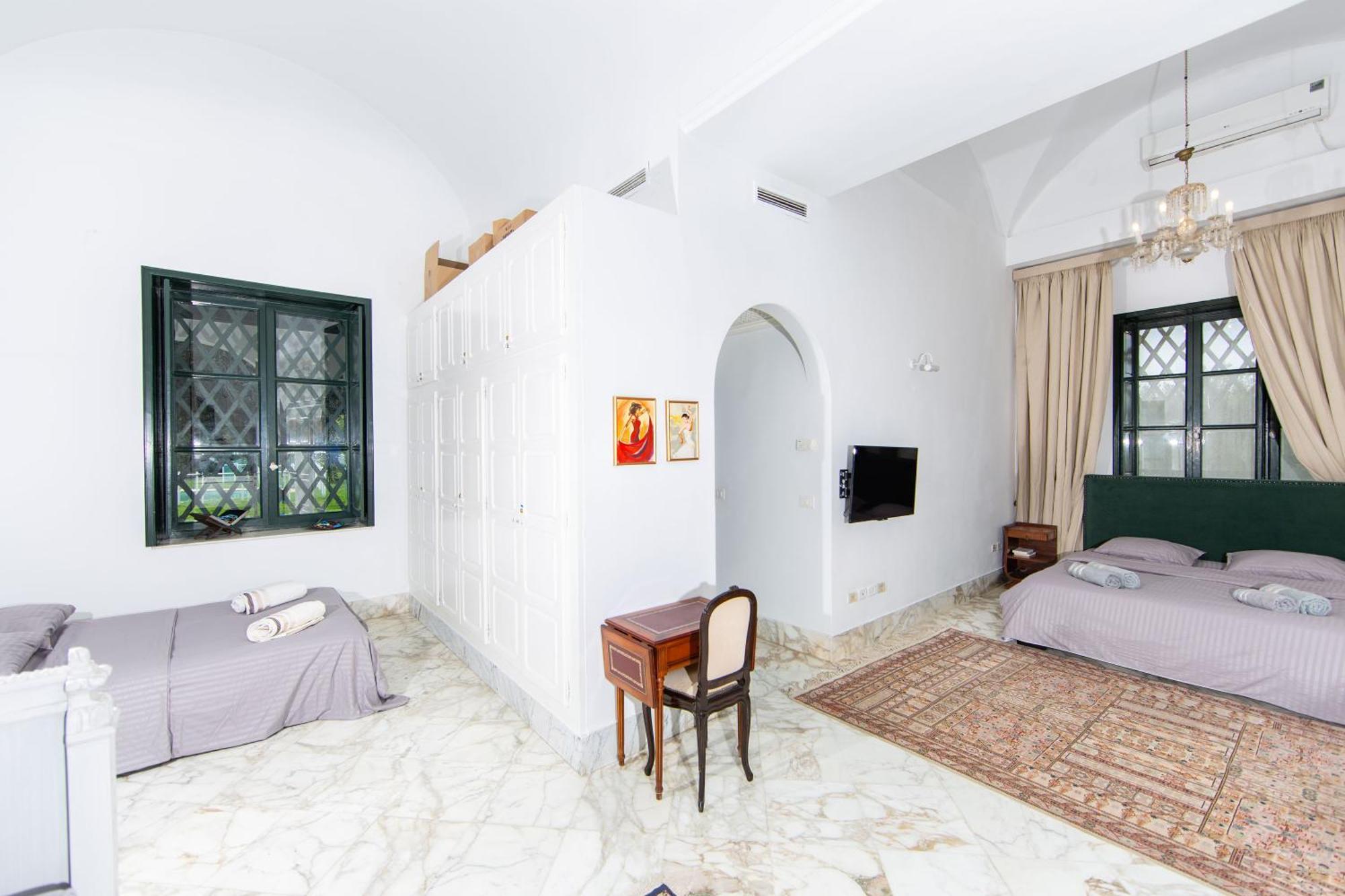 Appartement Prive Dans Une Grande Maison D'Hote La Marsa Esterno foto